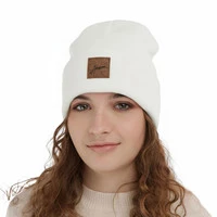 Bílý