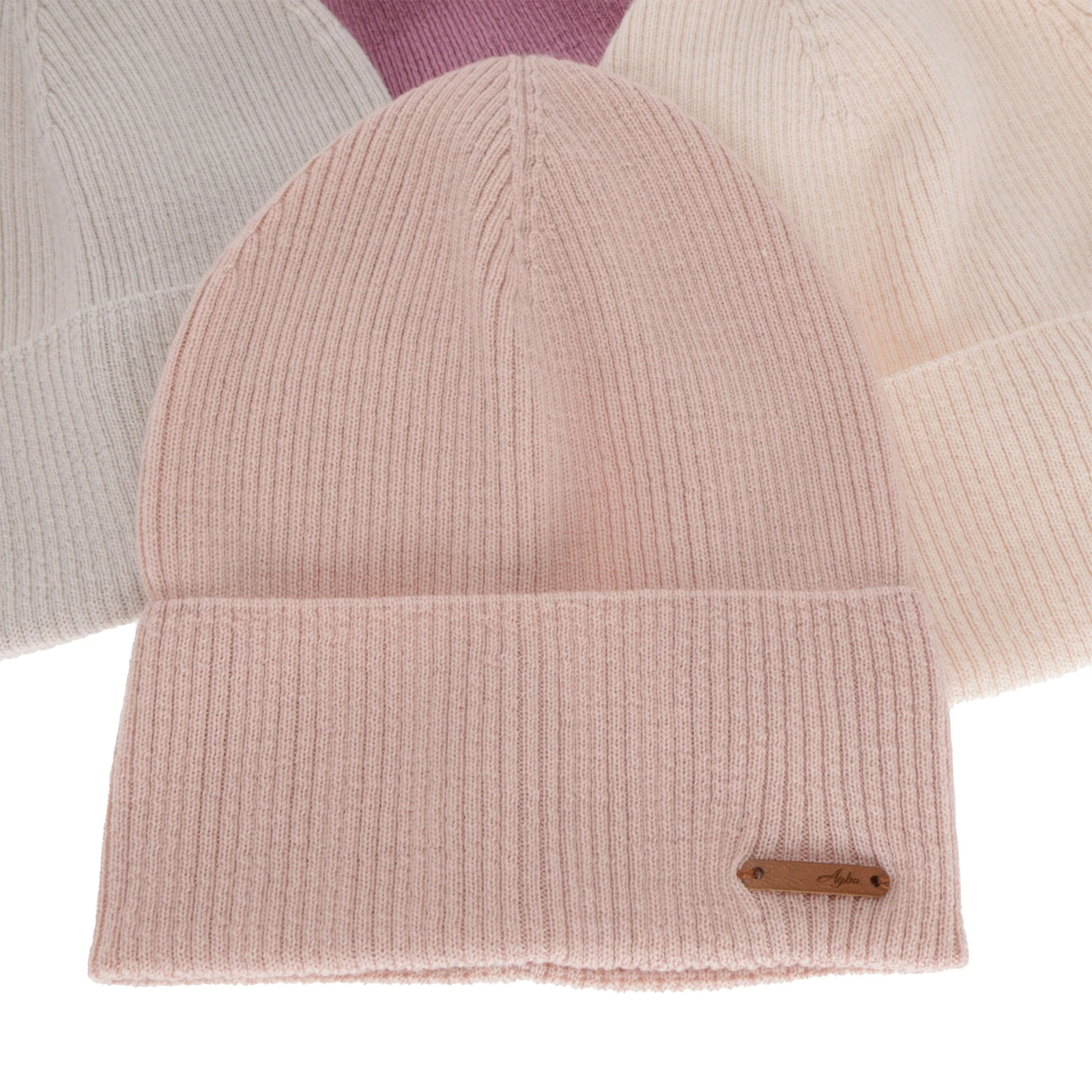 Dámská podzimní/zimní čepice, světle růžová, 100% merino vlněná, Flerra