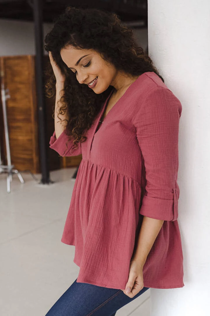 Zaprášená cedrová bio mušelínová těhotenská tunika GOTS Mother Nature