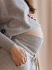  NIKDY NECHÁZEJTE SAMI Těhotenské kalhoty - světle šedé