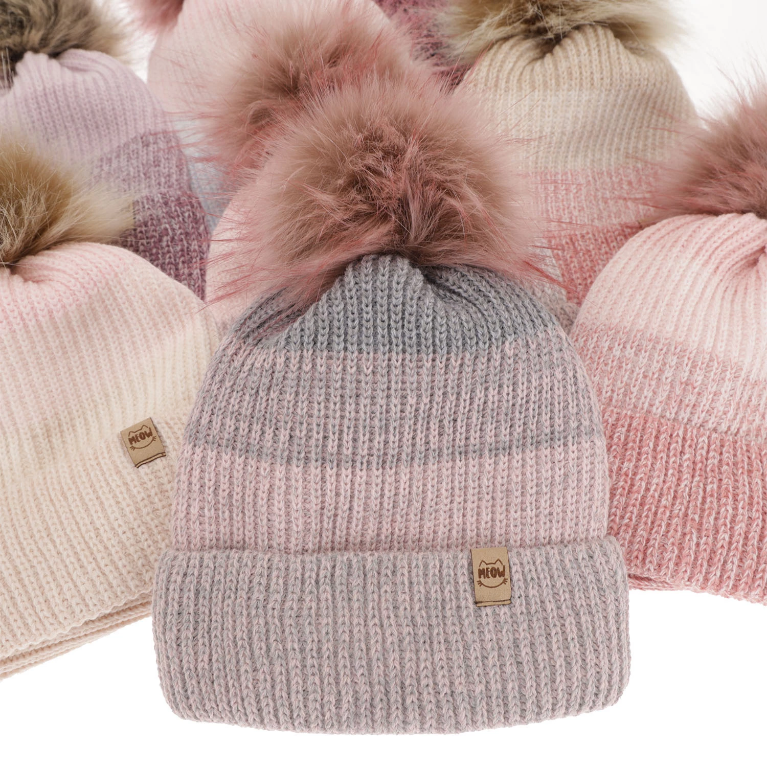 Komplet zimní dívčí: čepice a tunel šedý bambulí Gimena