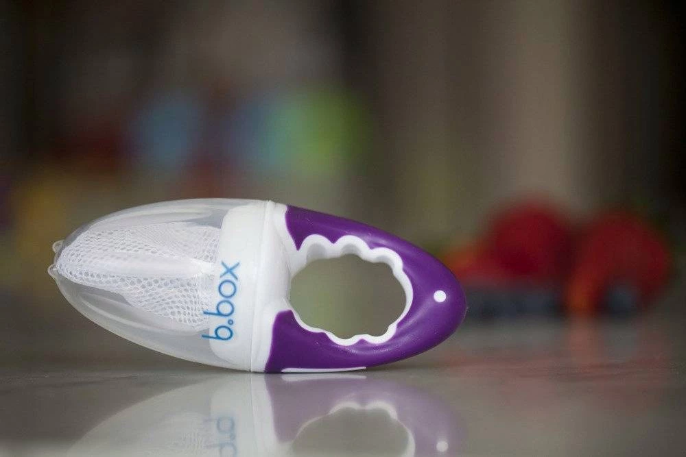 B.Žvýkací krabička s mřížkou na ovoce