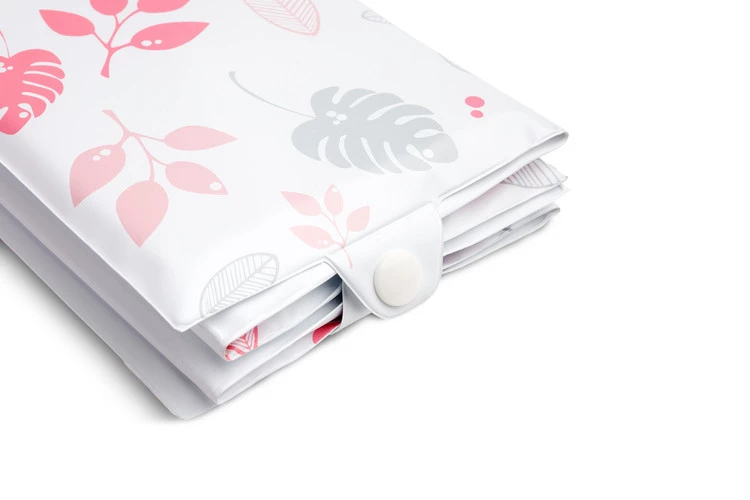 Cestovní podložka Sensillo - květinová - růžová