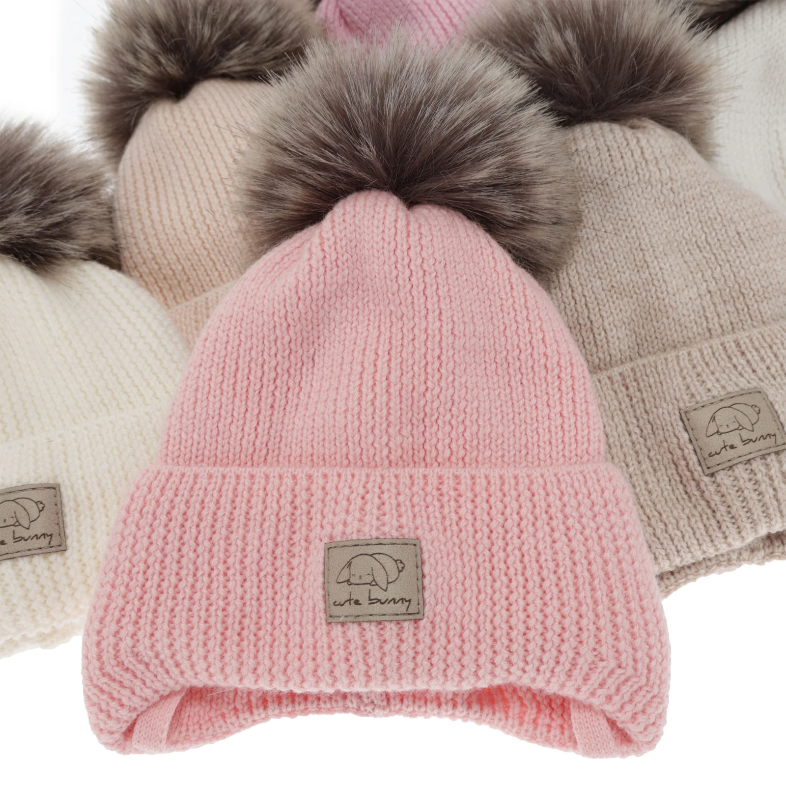 Dívčí zimní čepice, krémová, zavazovací, 100% merino vlněná, Jena