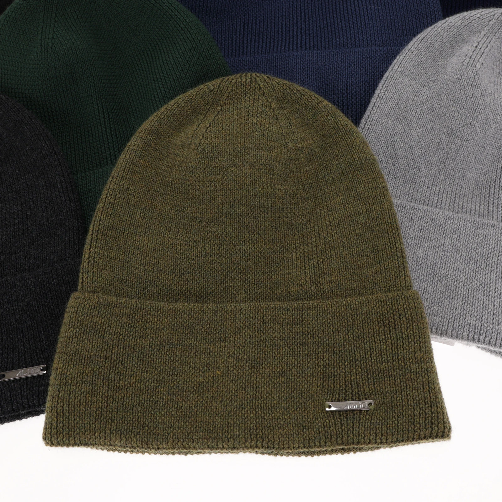 Pánská jarní/zimní čepice hnědá 100% extra fine merino vlněná Memfis