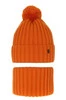 Oranžový
