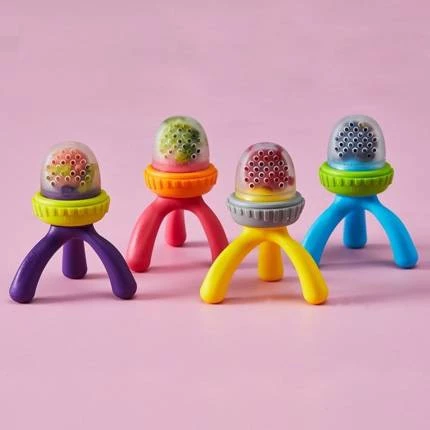 B.Silikonové žvýkací bonbóny - jahodový koktejl